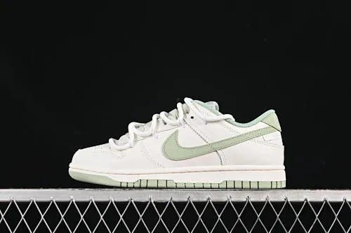 All Categories Nk SB Dunk Series Nk SB Dunk Low High-end Customized Low-top Shoes Nike SB Dunk Low "Just Do It" Straps Anniversary High-end Customized Low-top Casual Shoes WG0508-048